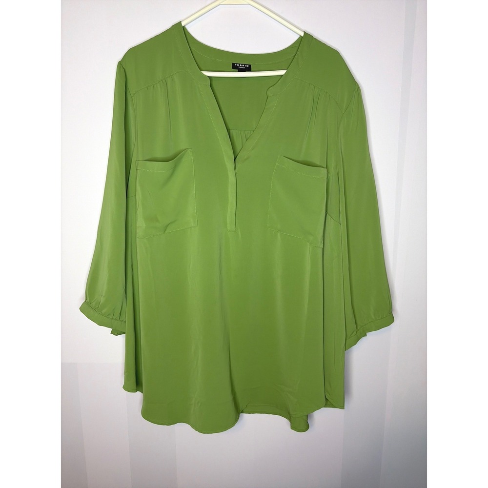 Torrid Harper Blouse Size 4X Professional Green Split Neck 3/4 Sleeve Top